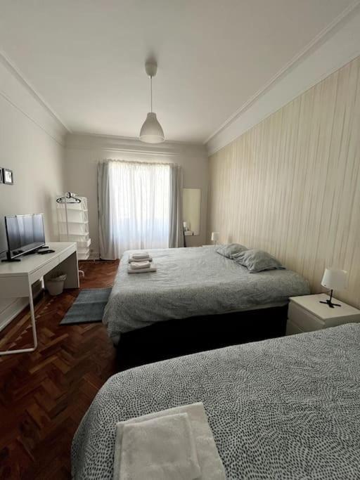 Habitacion Privada Para 3 Grande Con Balcon Lisbon Exterior photo